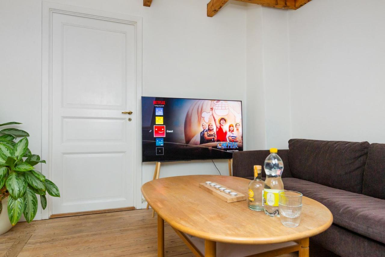 Come Stay In Penthouse With Room For 2-People Arhus Luaran gambar